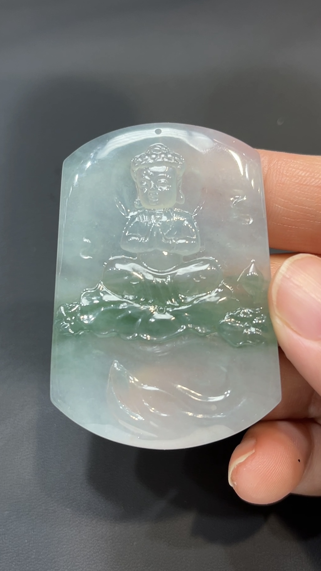 翡翠玉器精選 蓮上童心・高品質翡翠寶寶佛玉吊墜 編號# 428 1 翡翠玉器精選 蓮上童心・高品質翡翠寶寶佛玉吊墜 編號# 428