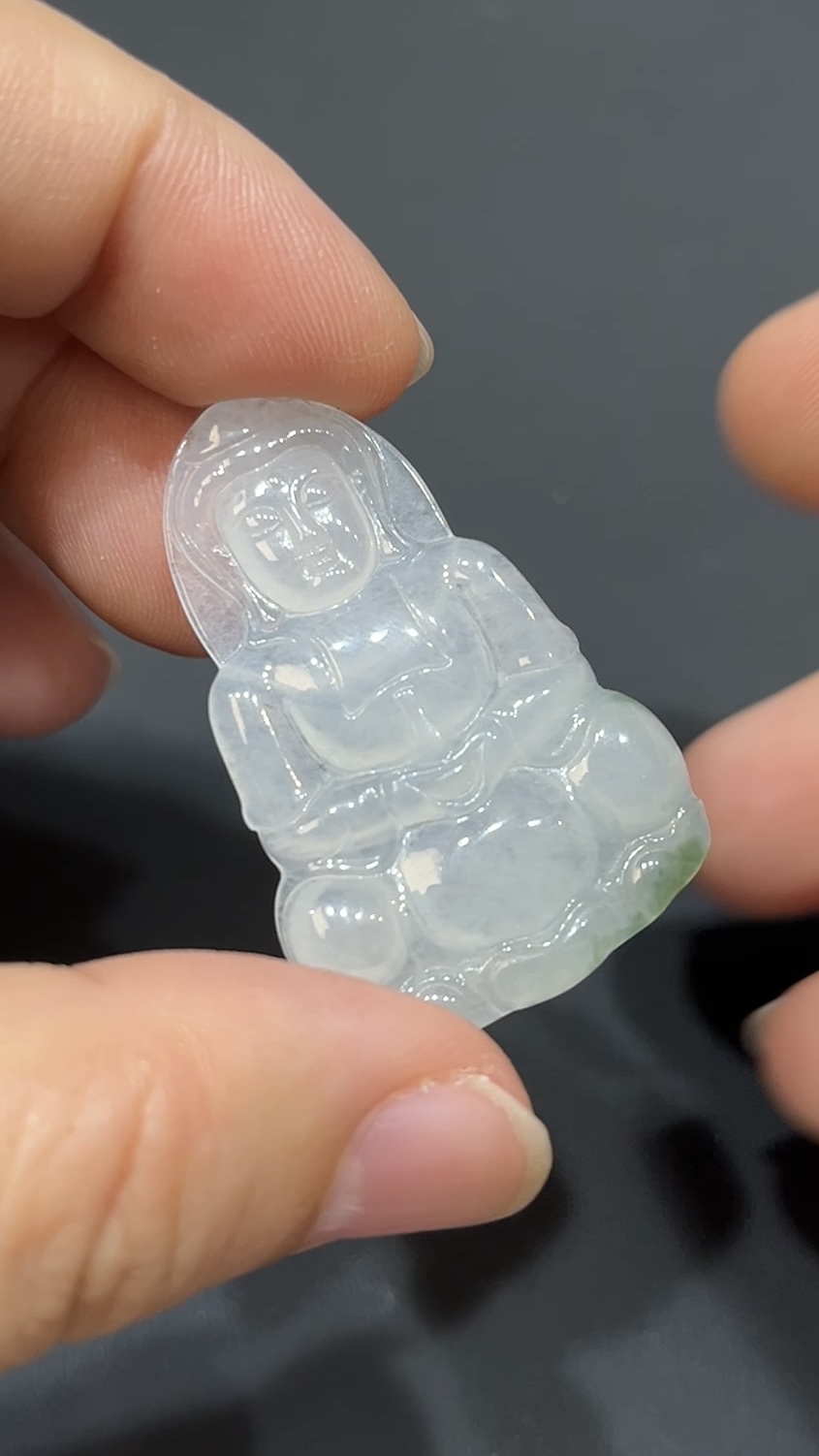 翡翠玉器精選 法相莊嚴・翡翠正裝觀音永恆款玉吊墜 編號# 431 4 翡翠玉器精選 法相莊嚴・翡翠正裝觀音永恆款玉吊墜 編號# 431 - Image 4