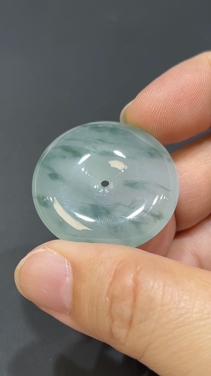 翡翠玉器精選 翠映祥光・飄綠花高品質翡翠平安扣 玉吊墜 編號 #436 3 翡翠玉器精選 翠映祥光・飄綠花高品質翡翠平安扣 玉吊墜 編號 #436 - Image 3