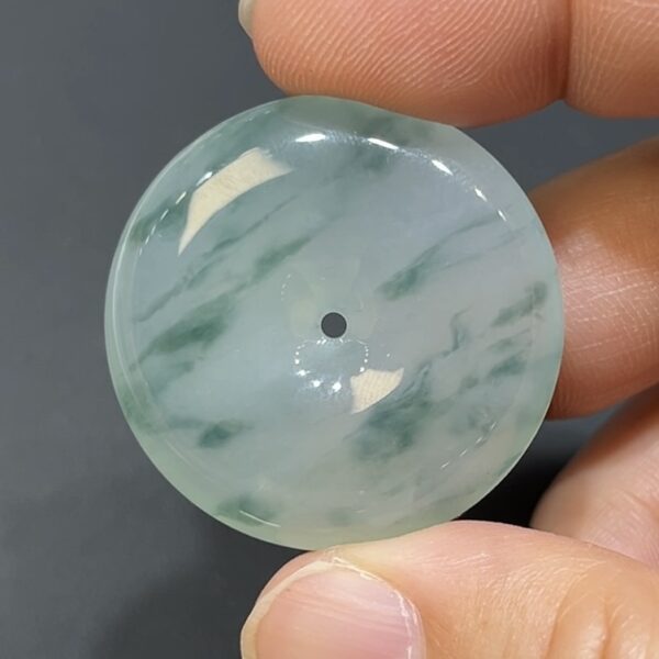 翡翠玉器精選 翠映祥光・飄綠花高品質翡翠平安扣 玉吊墜 編號 #436