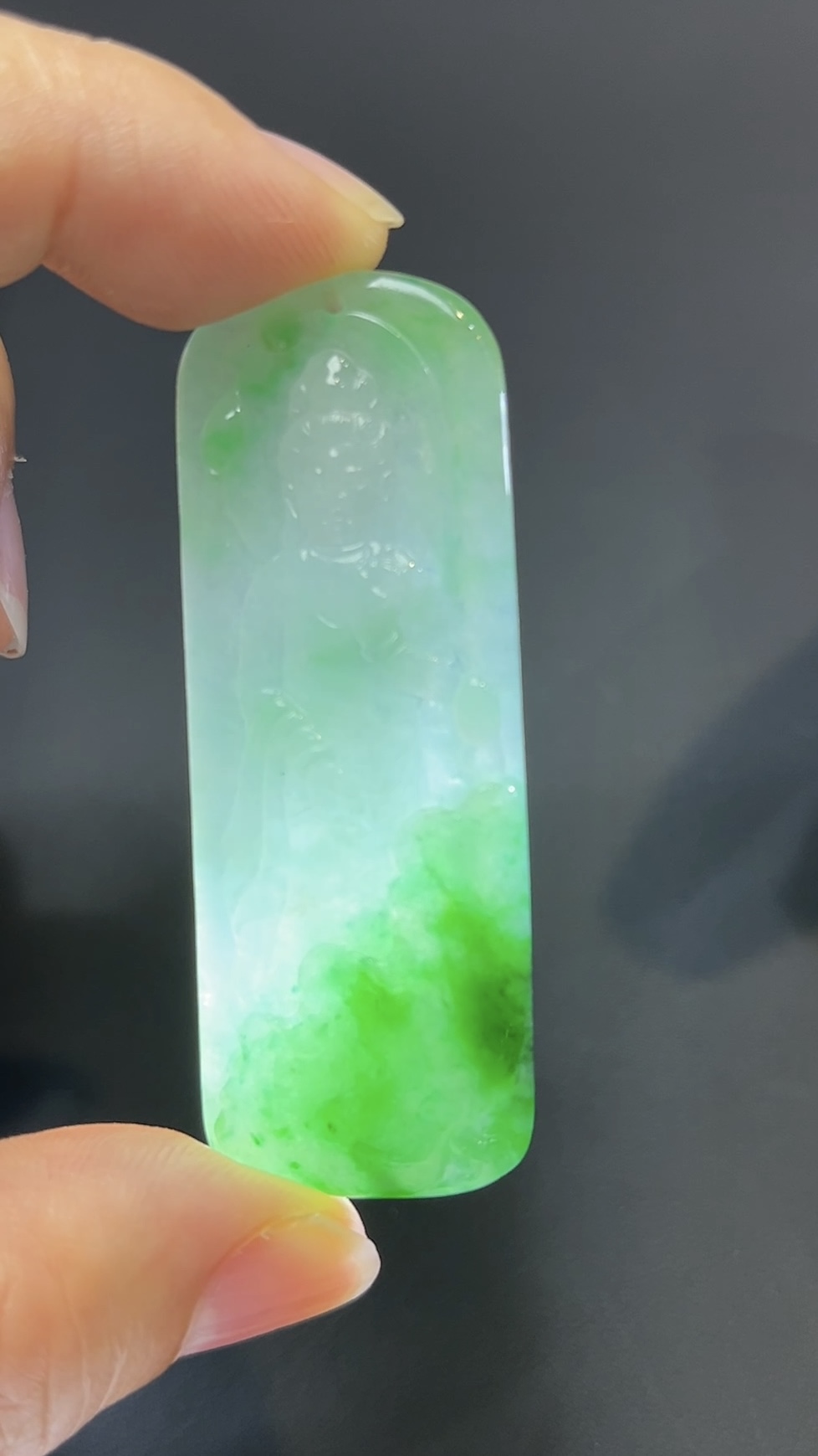 翡翠玉器精選 翠韻慈容・陽綠翡翠站觀音吊墜 編號#442 10 翡翠玉器精選 翠韻慈容・陽綠翡翠站觀音吊墜 編號#442 - Image 10