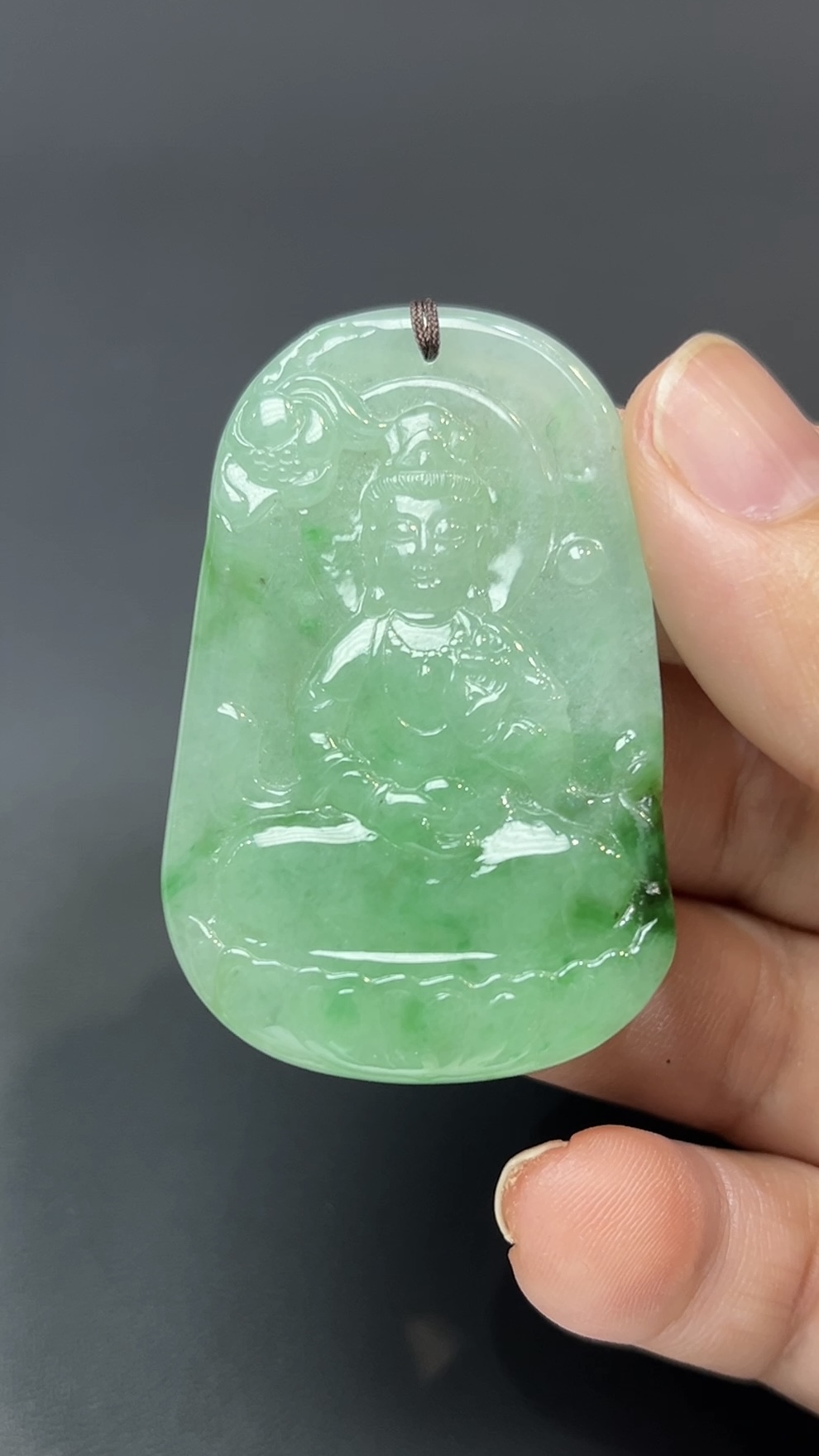 翡翠玉器精選 福慧雙全・陽綠翡翠觀音吊墜#編號444 8 翡翠玉器精選 福慧雙全・陽綠翡翠觀音吊墜#編號444 - Image 8