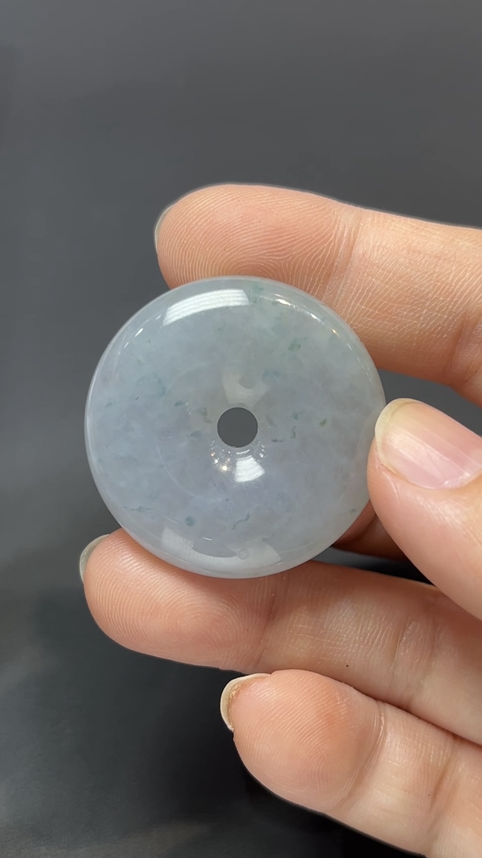 雪韻守心・天然飄綠花翡翠平安扣 #編號448 6 雪韻守心・天然飄綠花翡翠平安扣 #編號448 - Image 6