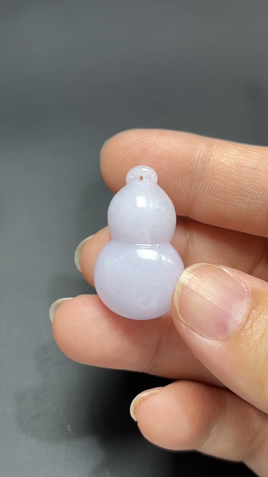 福運輕盈・紫羅蘭翡翠立體葫蘆吊墜 #編號451 3 福運輕盈・紫羅蘭翡翠立體葫蘆吊墜 #編號451 - Image 3