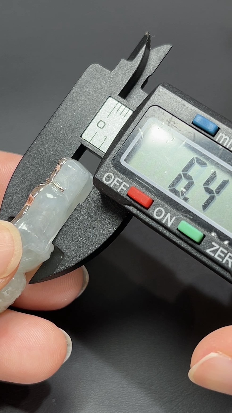 童慧守福・18K金鑲嵌天然翡翠站姿寶寶佛吊墜 #編號454 7 童慧守福・18K金鑲嵌天然翡翠站姿寶寶佛吊墜 #編號454 - Image 7