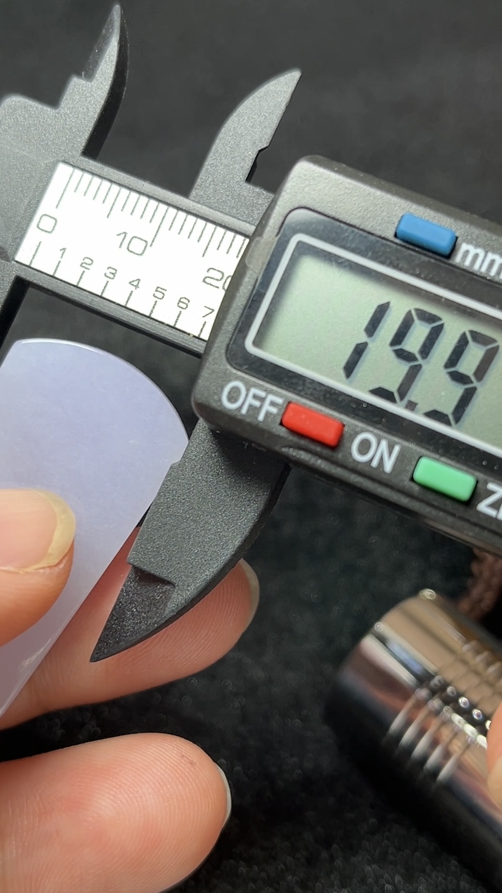 翡翠無事牌吊墜 是心靈的祝願,也是玉石的寄語 #編號455 8 翡翠無事牌吊墜 是心靈的祝願,也是玉石的寄語 #編號455 - Image 8