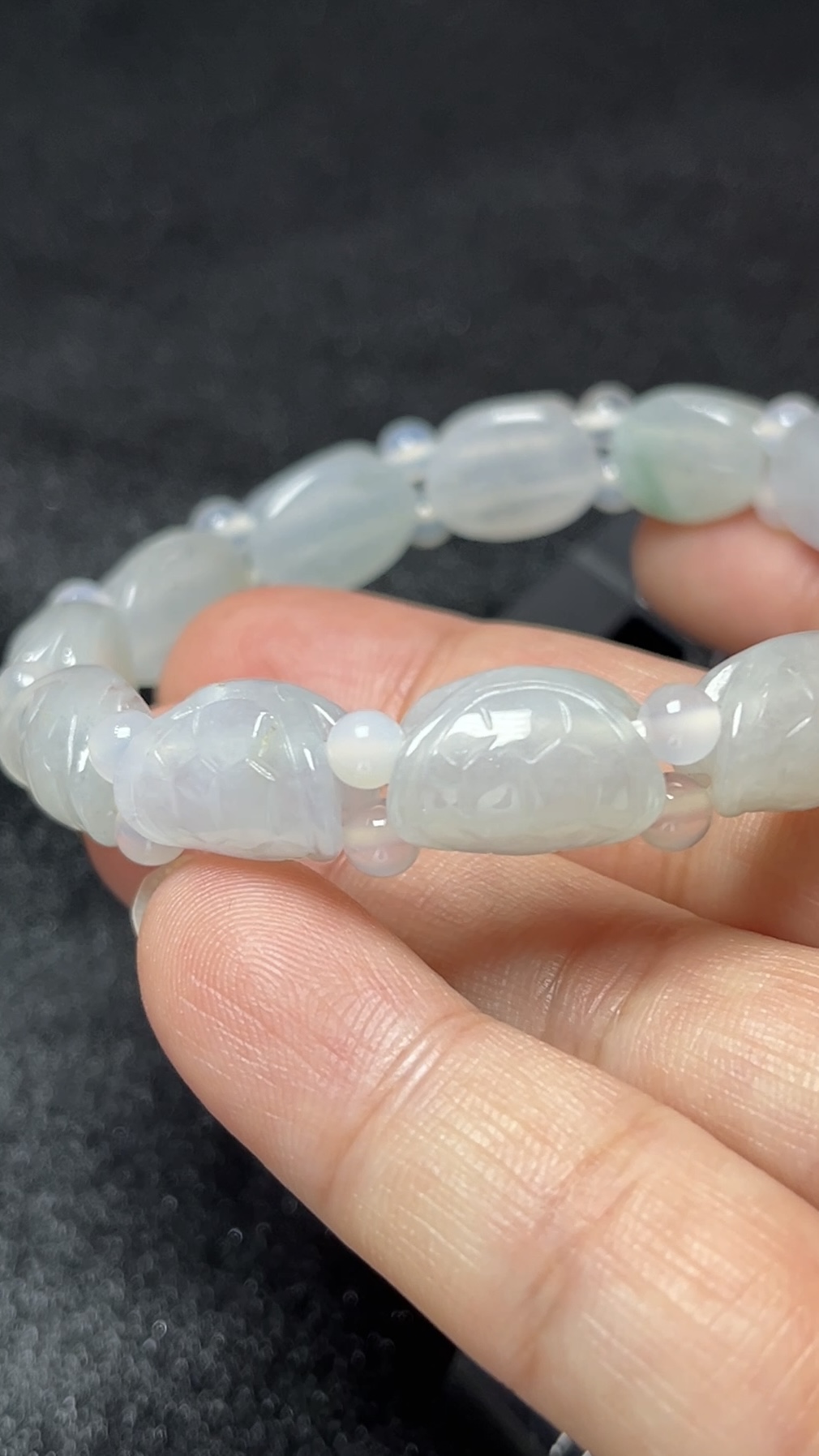 雕刻龜殼紋翡翠手串|守護寓意 A 貨翡翠首選 #編號457 5 雕刻龜殼紋翡翠手串|守護寓意 A 貨翡翠首選 #編號457 - Image 5