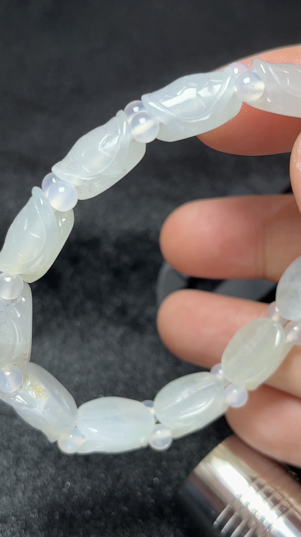 雕刻龜殼紋翡翠手串|守護寓意 A 貨翡翠首選 #編號457 6 雕刻龜殼紋翡翠手串|守護寓意 A 貨翡翠首選 #編號457 - Image 6