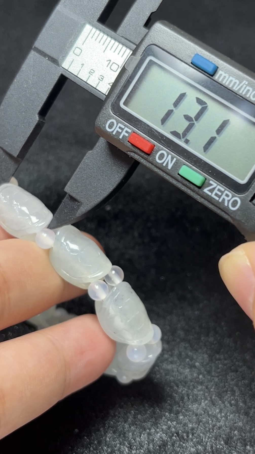 雕刻龜殼紋翡翠手串|守護寓意 A 貨翡翠首選 #編號457 8 雕刻龜殼紋翡翠手串|守護寓意 A 貨翡翠首選 #編號457 - Image 8