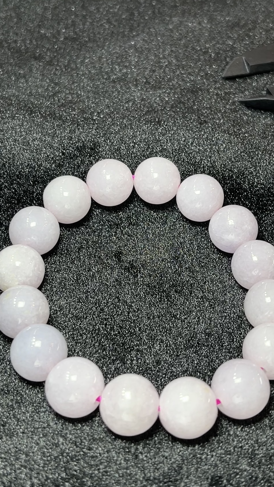 紫羅蘭翡翠圓珠手串|男女皆宜的 A 貨翡翠雅飾 天然玉器推薦 編號 #458 4 紫羅蘭翡翠圓珠手串|男女皆宜的 A 貨翡翠雅飾 天然玉器推薦 編號 #458 - Image 4