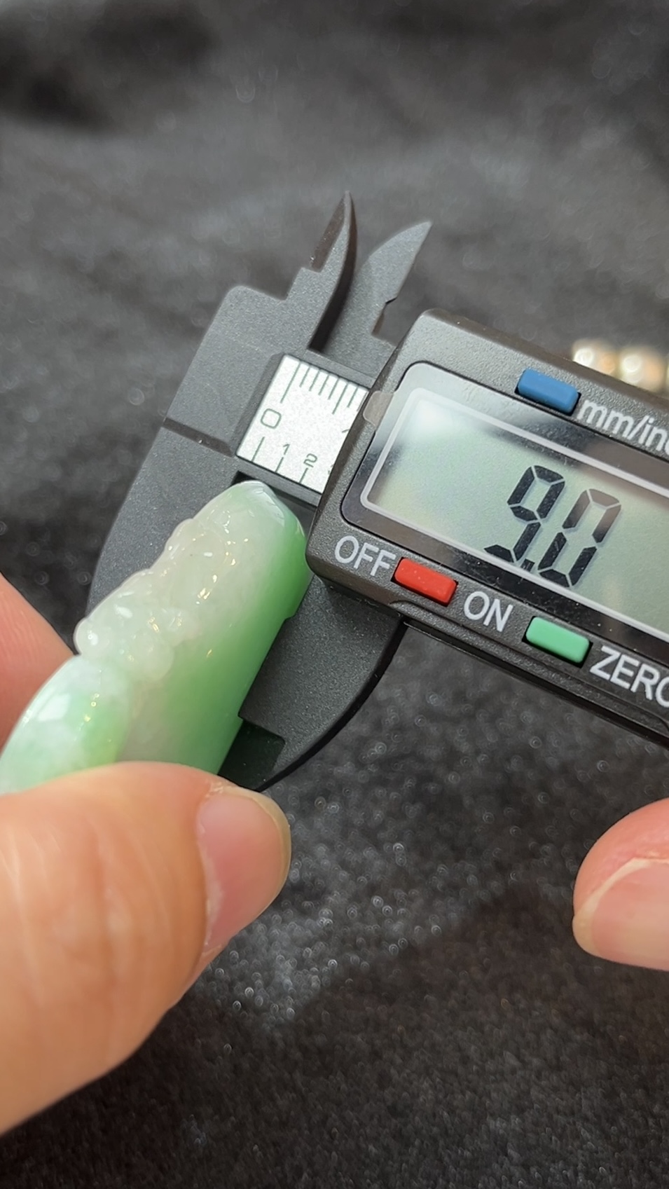 滿綠翡翠葫蘆吊墜 天然A貨翡翠 吉祥玉器 推薦編號 #463 8 滿綠翡翠葫蘆吊墜 天然A貨翡翠 吉祥玉器 推薦編號 #463 - Image 8