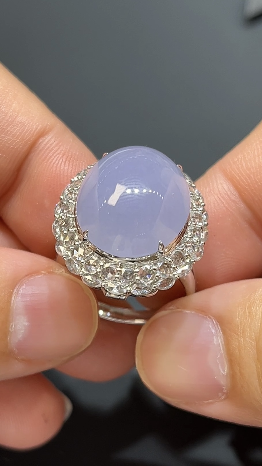 紫羅蘭翡翠蛋面吊墜戒指兩用款|18K白金鑲嵌+鑽石設計|高級玉器首飾|編號#479 2 紫羅蘭翡翠蛋面吊墜戒指兩用款|18K白金鑲嵌+鑽石設計|高級玉器首飾|編號#479 - Image 2