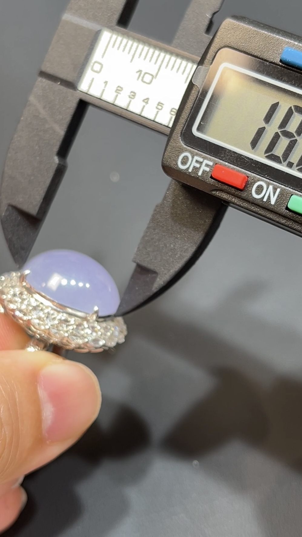 紫羅蘭翡翠蛋面吊墜戒指兩用款|18K白金鑲嵌+鑽石設計|高級玉器首飾|編號#479 9 紫羅蘭翡翠蛋面吊墜戒指兩用款|18K白金鑲嵌+鑽石設計|高級玉器首飾|編號#479 - Image 9