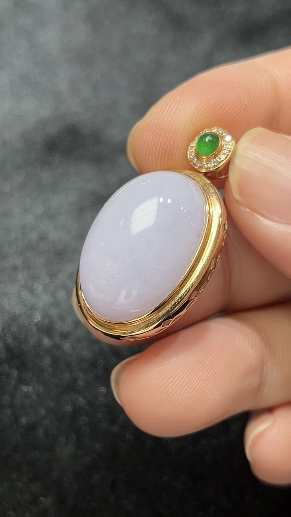 紫羅蘭翡翠蛋面吊墜|厚身設計 × 18K黃金鑲嵌|極簡高雅之選|商品編號#284 5 紫羅蘭翡翠蛋面吊墜|厚身設計 × 18K黃金鑲嵌|極簡高雅之選|商品編號#284 - Image 5