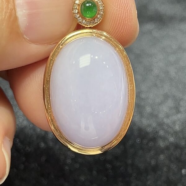 紫羅蘭翡翠蛋面吊墜｜厚身設計 × 18K黃金鑲嵌｜極簡高雅之選｜商品編號#284