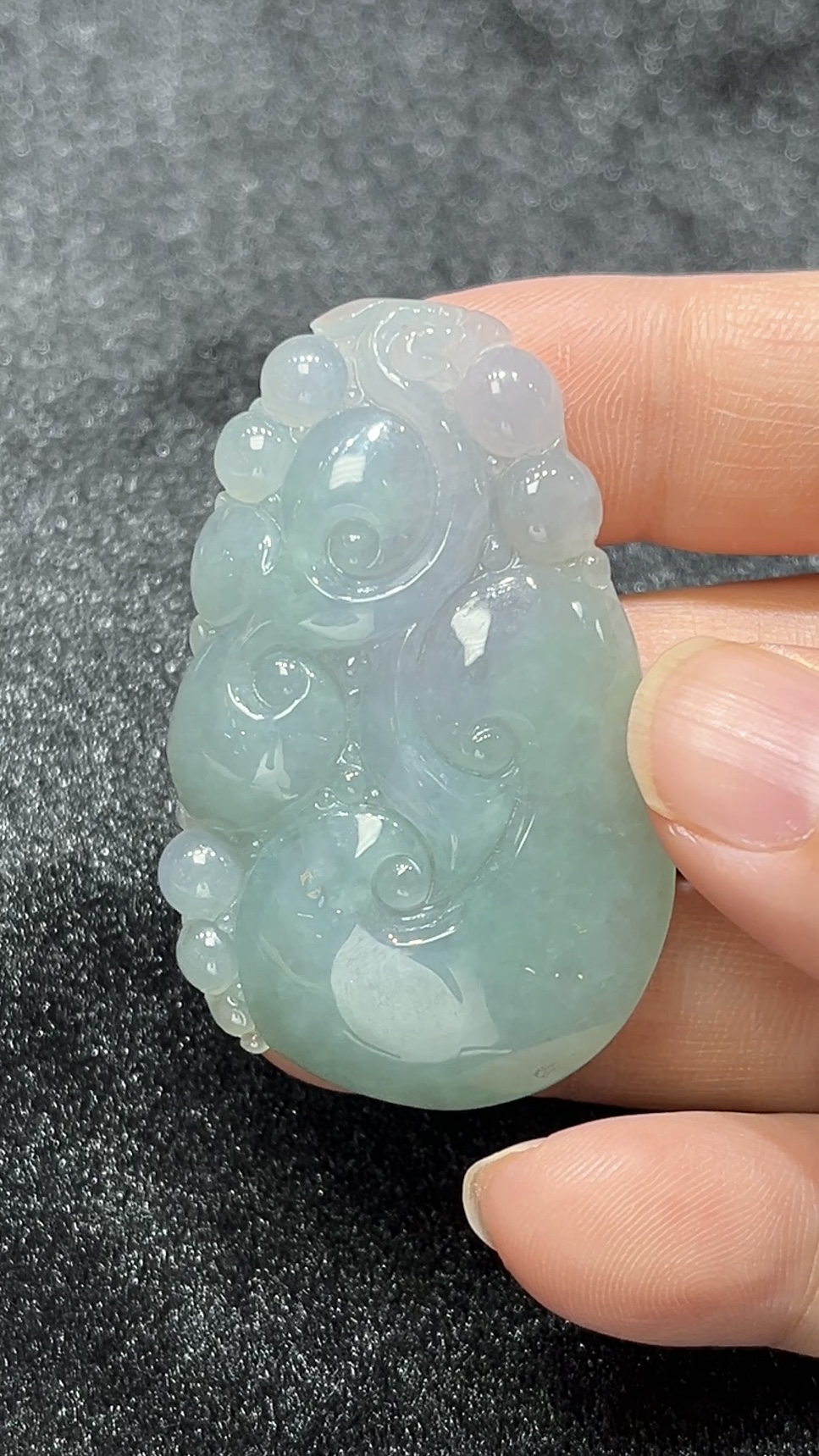 老種淺綠翡翠如意吊墜|線條優美|天然A貨玉器|商品編號#287 4 老種淺綠翡翠如意吊墜|線條優美|天然A貨玉器|商品編號#287 - Image 4