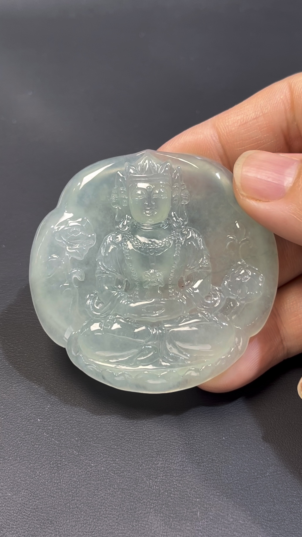 翡翠度母|天然高品質玉器・觀音眼淚化身・靈性守護佛像 #502 1 - 翡翠度母|天然高品質玉器・觀音眼淚化身・靈性守護佛像 #502