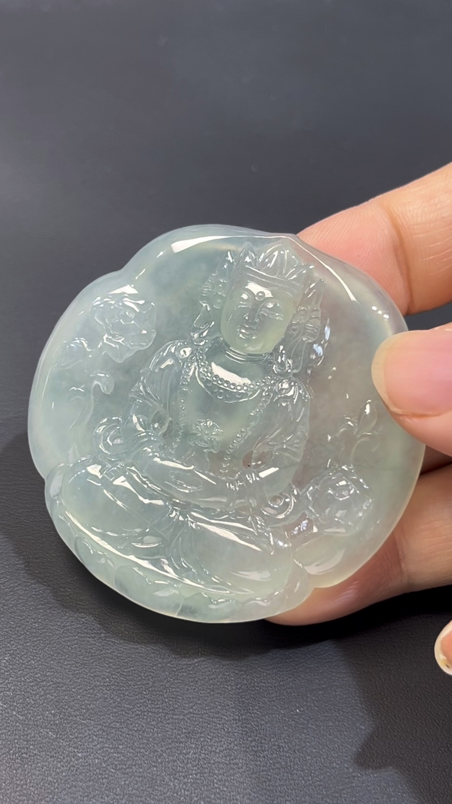 翡翠度母|天然高品質玉器・觀音眼淚化身・靈性守護佛像 #502 3 翡翠度母|天然高品質玉器・觀音眼淚化身・靈性守護佛像 #502 - Image 3