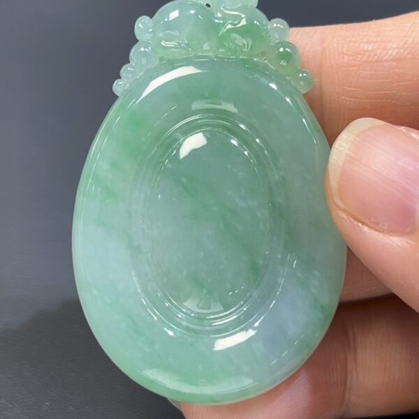 翡翠福貝 ｜天然翡翠 × 貔貅守財 × 貝殼象徵財富 × 吉祥玉器#505