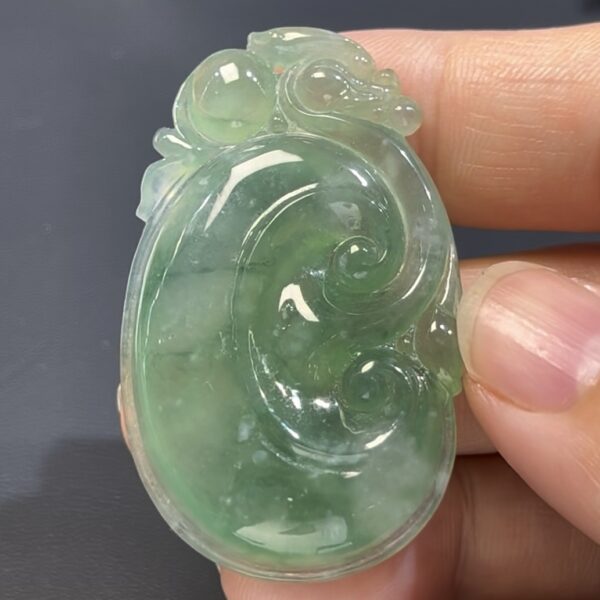 編號#510 老坑種油綠翡翠如意｜質感生活 × 吉祥寓意 × 精品玉器推薦