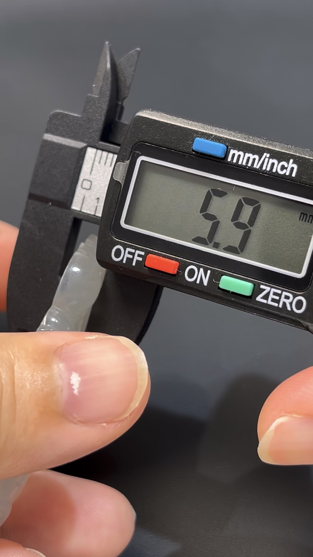 翡翠老坑種白冰觀音|品相完美 × 靈性守護 × 翡翠玉器推薦 #511 9 翡翠老坑種白冰觀音|品相完美 × 靈性守護 × 翡翠玉器推薦 #511 - Image 9