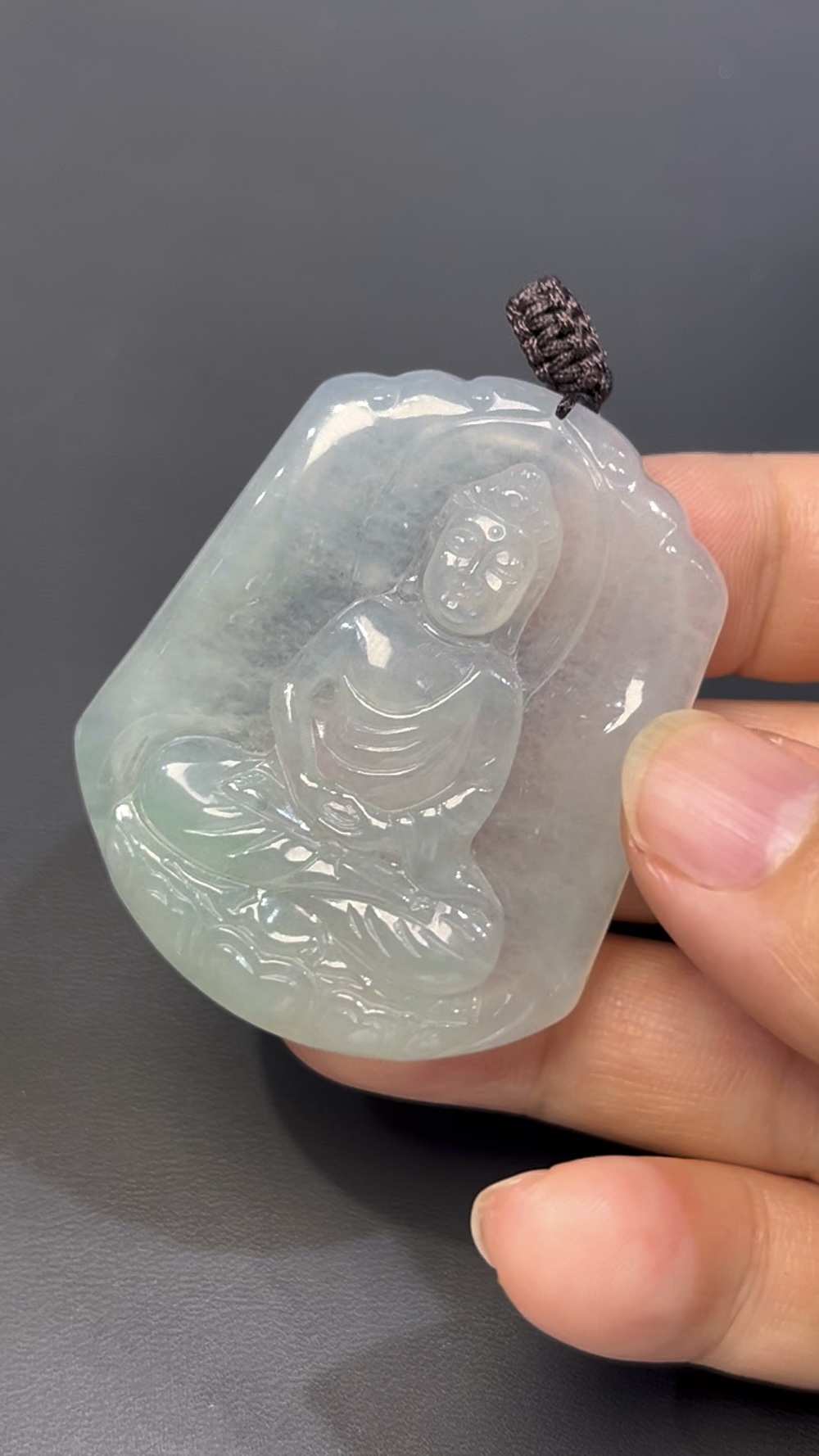 翡翠大日如來|佛祖端莊 × 靈性莊嚴 × 編號#524天然玉器推薦 5 翡翠大日如來|佛祖端莊 × 靈性莊嚴 × 編號#524天然玉器推薦 - Image 5