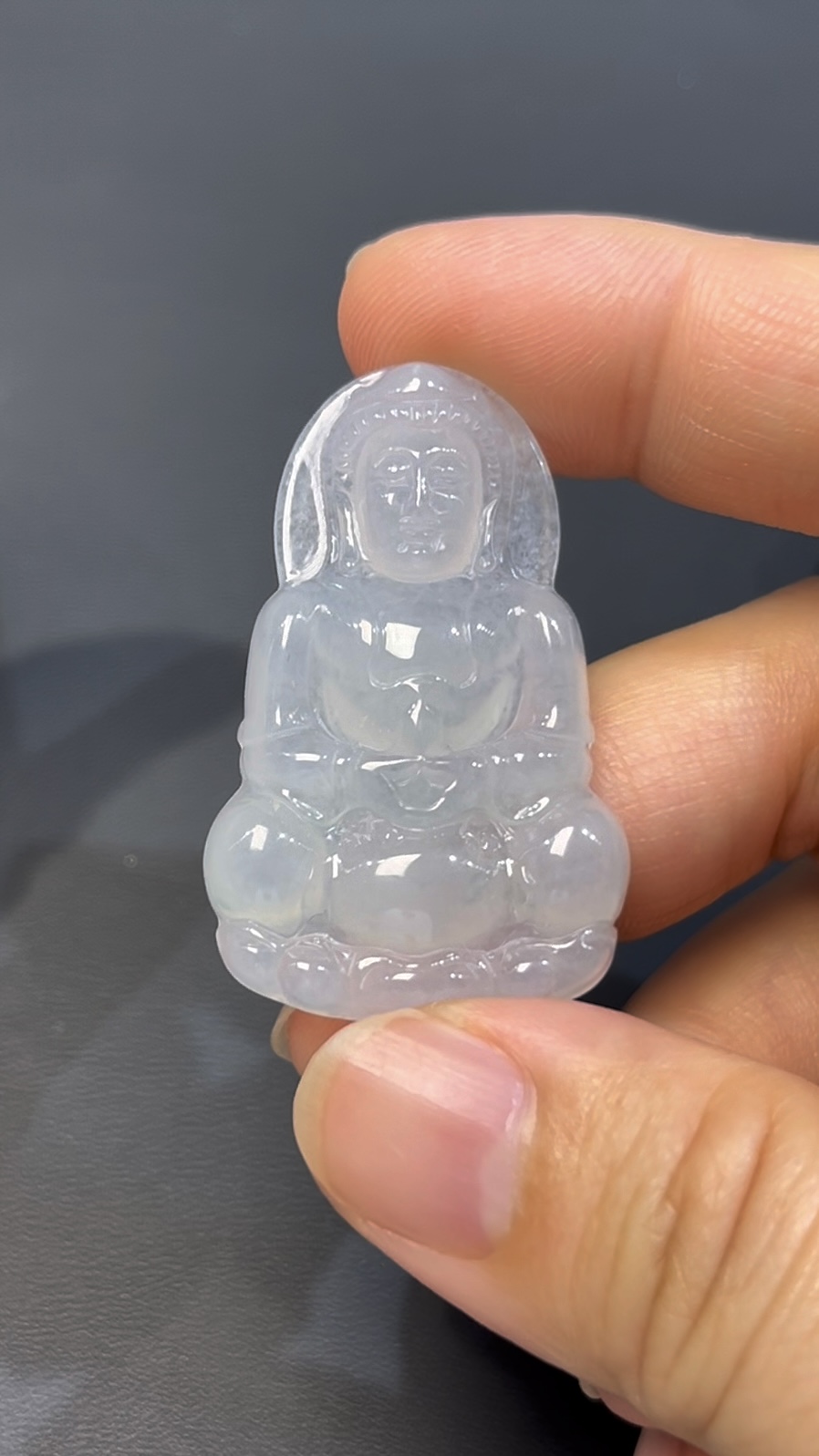 白色翡翠觀音|編號#528 傳統坐姿款 × 玉質純淨 × 靜心守護之選 3 白色翡翠觀音|編號#528 傳統坐姿款 × 玉質純淨 × 靜心守護之選 - Image 3