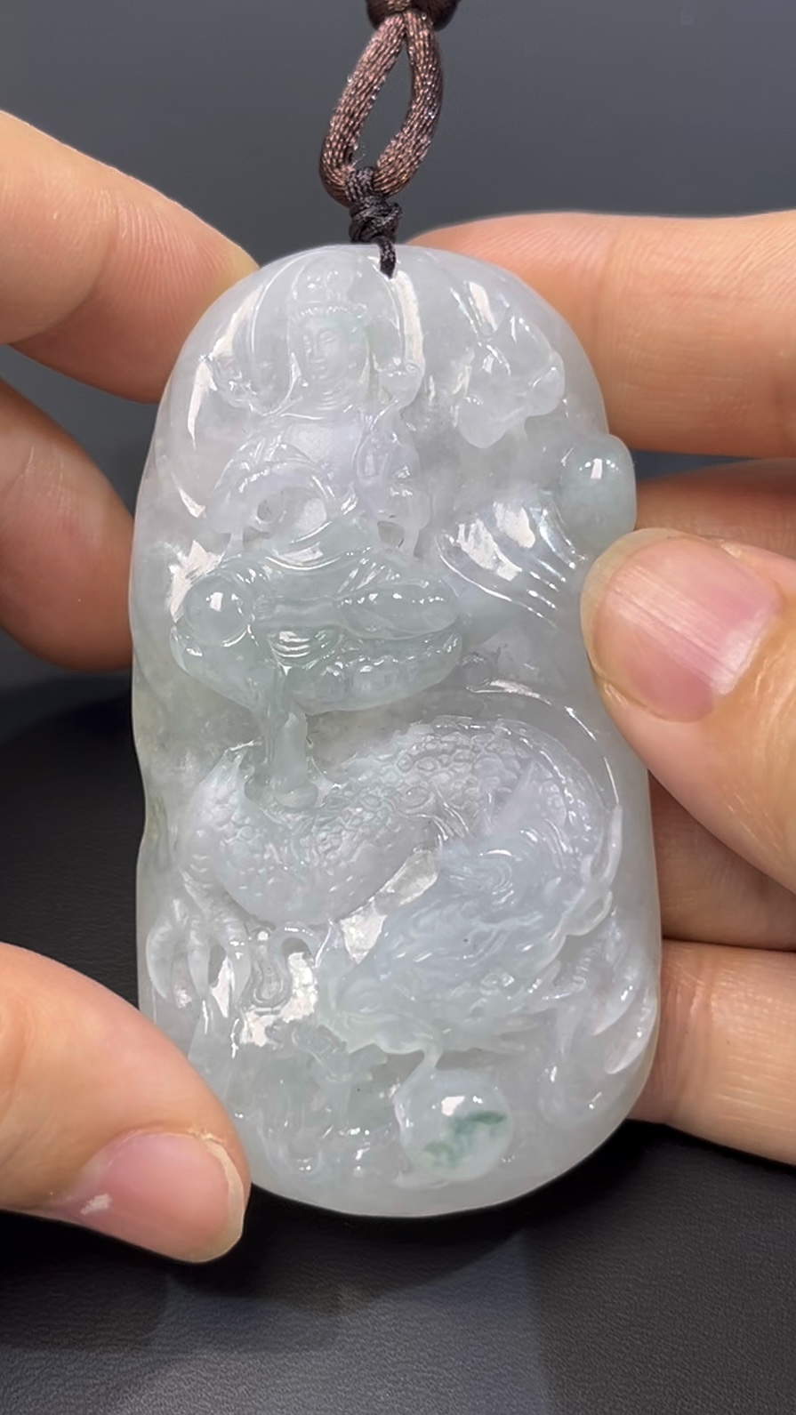 翡翠觀音騎龍|編號#530 立體雕刻 × 龍騰護法 × 靈性玉器 × 翡翠精品推薦 2 翡翠觀音騎龍|編號#530 立體雕刻 × 龍騰護法 × 靈性玉器 × 翡翠精品推薦 - Image 2