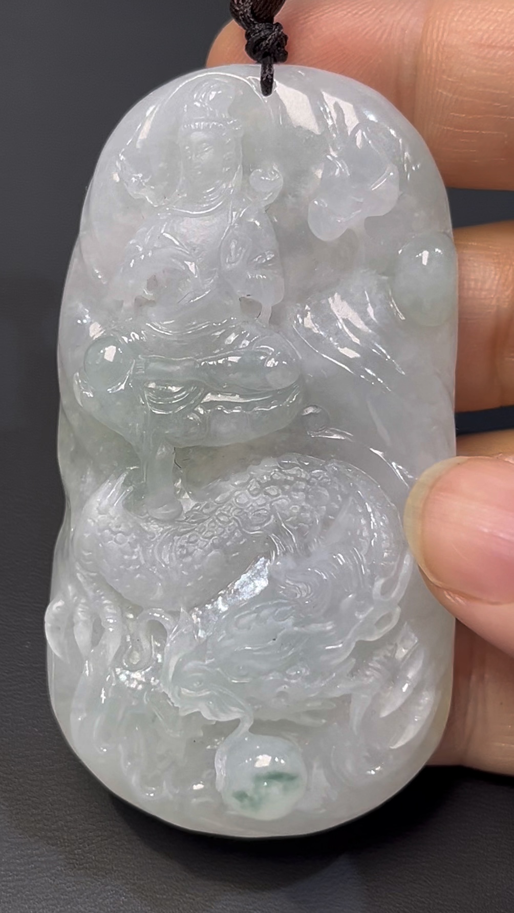 翡翠觀音騎龍|編號#530 立體雕刻 × 龍騰護法 × 靈性玉器 × 翡翠精品推薦 12 翡翠觀音騎龍|編號#530 立體雕刻 × 龍騰護法 × 靈性玉器 × 翡翠精品推薦 - Image 12