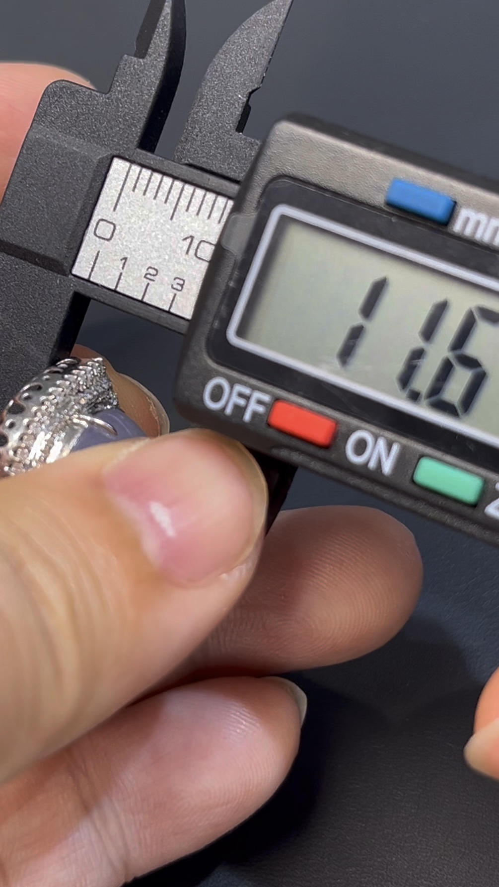 紫羅蘭翡翠蛋面吊墜|編號#542 高貴紫色 × 18K白金 × 鑽石鑲嵌推薦 6 紫羅蘭翡翠蛋面吊墜|編號#542 高貴紫色 × 18K白金 × 鑽石鑲嵌推薦 - Image 6