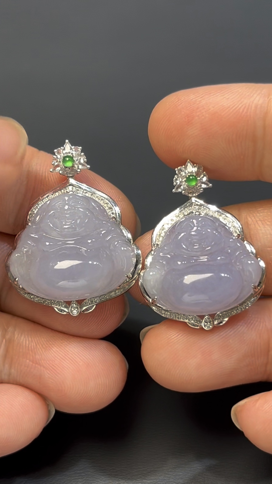 翡翠佛公 · 編號#544 & #545 同料一對 · 淺紫之靜 · 鑽光護福 3 翡翠佛公 · 編號#544 & #545 同料一對 · 淺紫之靜 · 鑽光護福 - Image 3