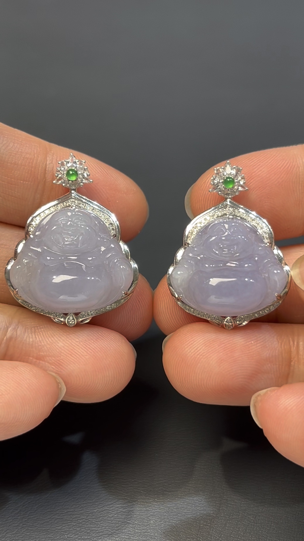 翡翠佛公 · 編號#544 & #545 同料一對 · 淺紫之靜 · 鑽光護福 9 翡翠佛公 · 編號#544 & #545 同料一對 · 淺紫之靜 · 鑽光護福 - Image 9