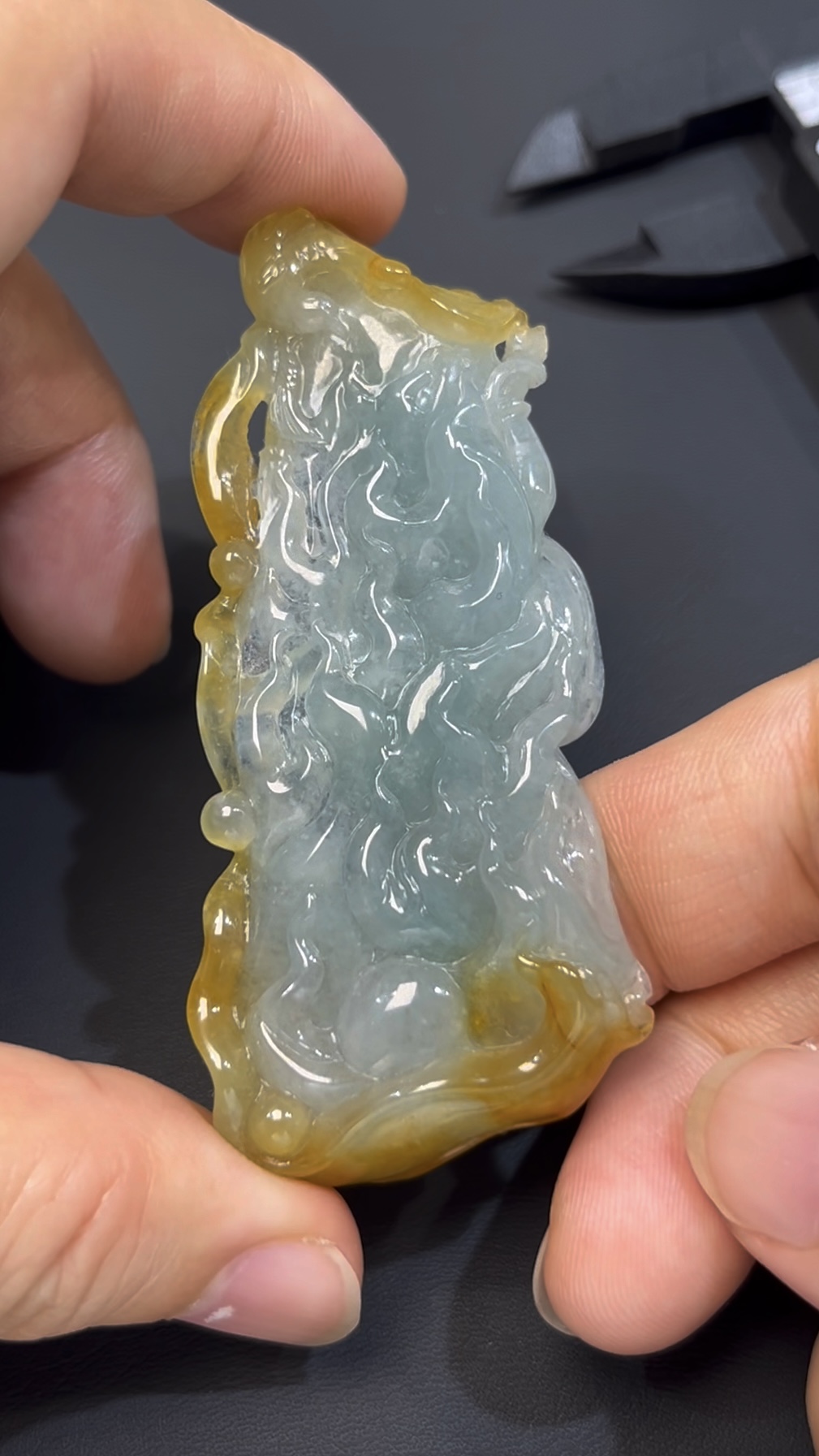 黃翡翡翠 · 俏色站觀音吊墜 · 白玉巧雕 · 編號#565 · 靈性守護 × 福慧圓滿 × 隨身佩戴 7 黃翡翡翠 · 俏色站觀音吊墜 · 白玉巧雕 · 編號#565 · 靈性守護 × 福慧圓滿 × 隨身佩戴 - Image 7