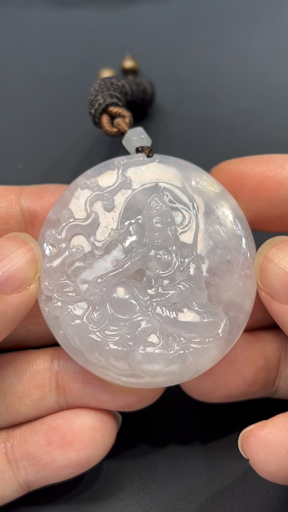 翡翠觀音坐像|高質天然玉料 × 慈悲莊嚴 × 收藏精品|編號 #574 9 翡翠觀音坐像|高質天然玉料 × 慈悲莊嚴 × 收藏精品|編號 #574 - Image 9