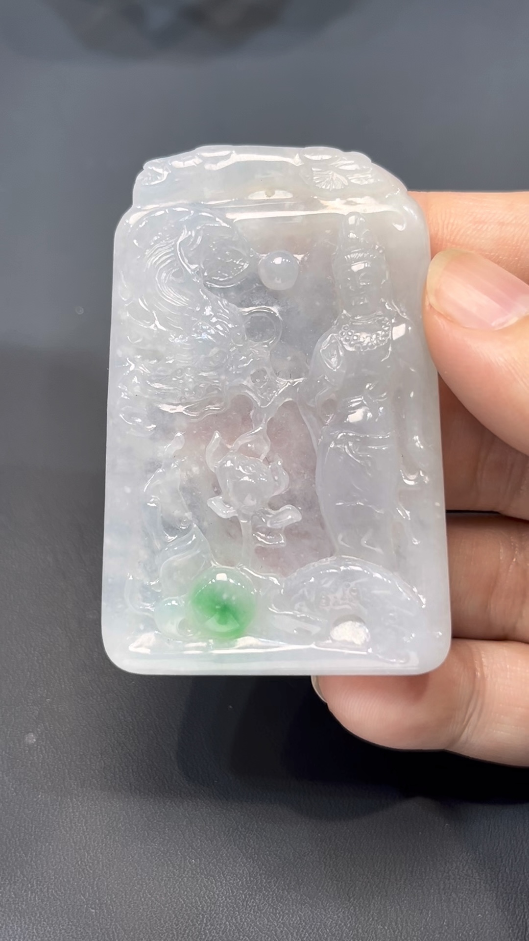 天然翡翠觀音龍牌|立體雕刻|編號#576|站姿觀音守護龍氣 2 天然翡翠觀音龍牌|立體雕刻|編號#576|站姿觀音守護龍氣 - Image 2