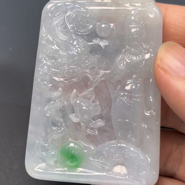 天然翡翠觀音龍牌｜立體雕刻｜編號#576｜站姿觀音守護龍氣