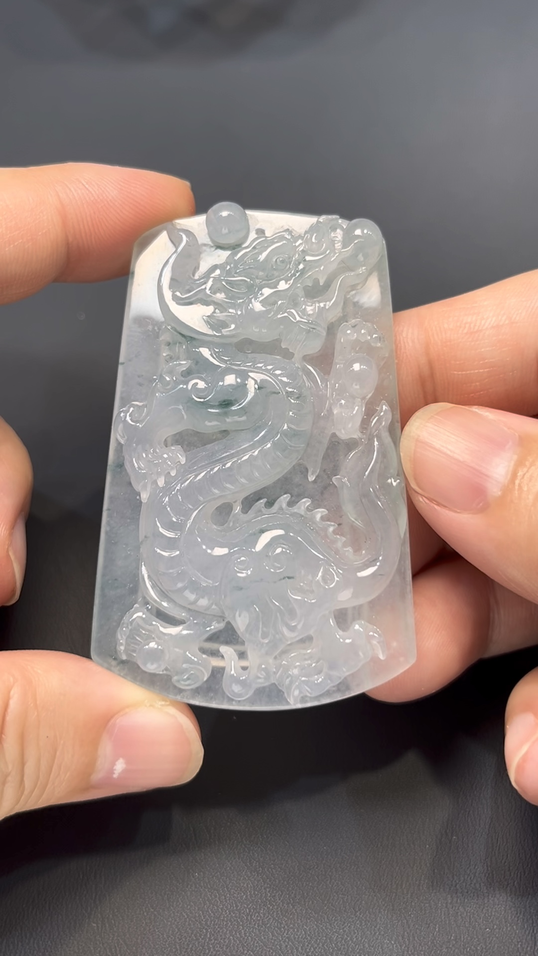 天然翡翠龍牌|質地細膩 × 立體雕刻|編號#578|祥龍護主 × 收藏吉祥物 1 天然翡翠龍牌|質地細膩 × 立體雕刻|編號#578|祥龍護主 × 收藏吉祥物