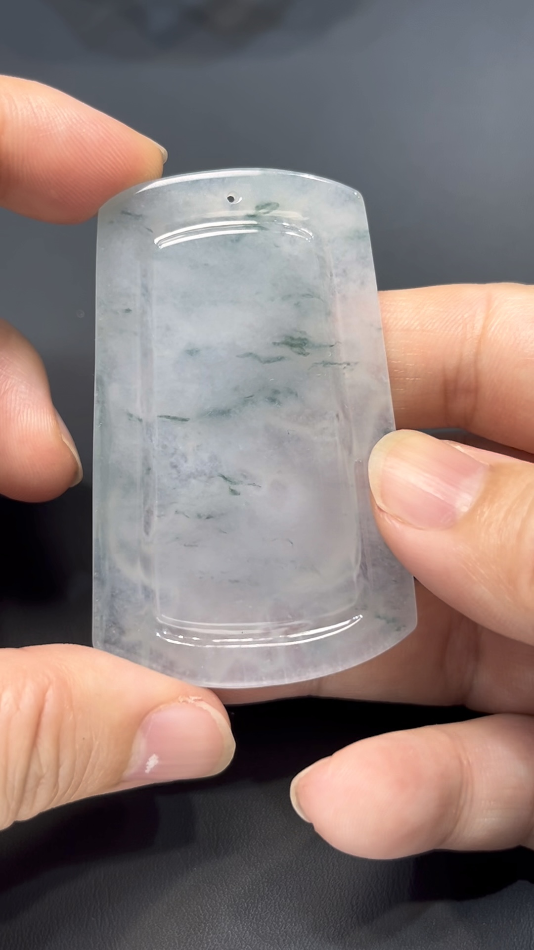 天然翡翠龍牌|質地細膩 × 立體雕刻|編號#578|祥龍護主 × 收藏吉祥物 2 天然翡翠龍牌|質地細膩 × 立體雕刻|編號#578|祥龍護主 × 收藏吉祥物 - Image 2