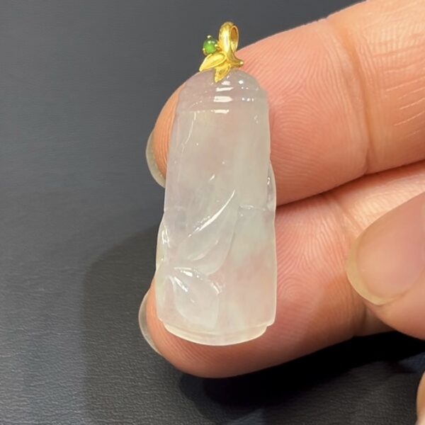 天然白翡翠竹節吊墜｜編號#584｜18K黃金扣｜節節高升 × 吉祥寓意 × 翡翠精品推薦