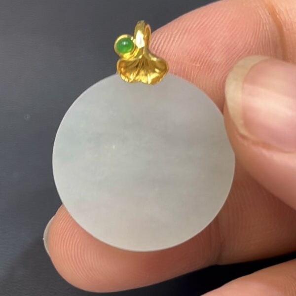 白色翡翠無事牌｜留白美學 × 18K黃金鑲嵌 × 無事即福｜編號 #601