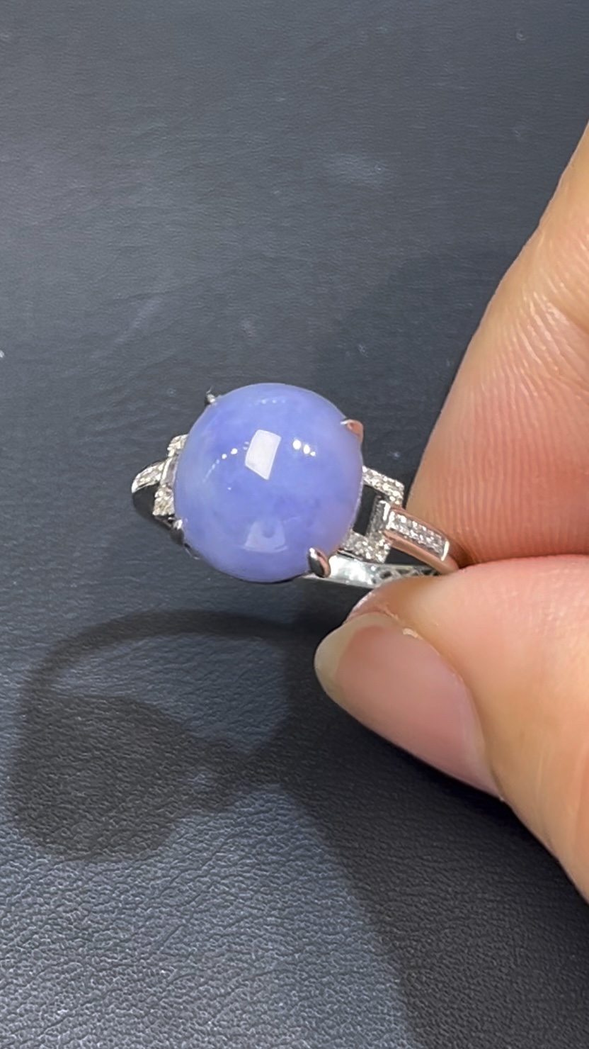 紫羅蘭翡翠蛋面|濃郁紫色 × 18K白金鑲嵌 × 簡約高雅|編號 #602 4 紫羅蘭翡翠蛋面|濃郁紫色 × 18K白金鑲嵌 × 簡約高雅|編號 #602 - Image 4