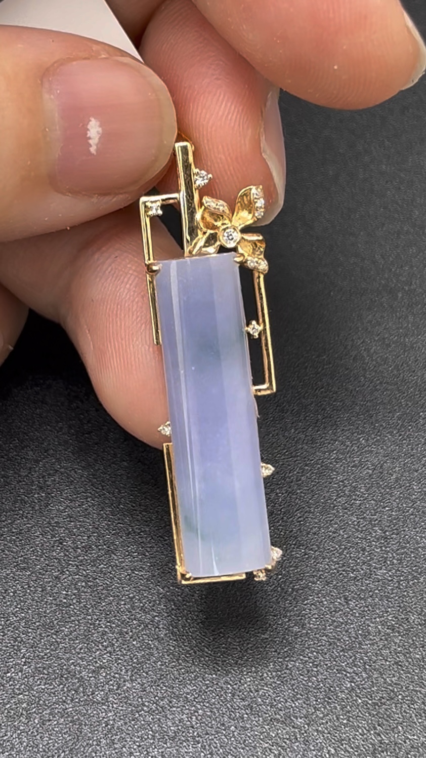 翡翠竹節吊墜|18K黃金幾何扣 × 節節高升寓意|編號 #607 6 翡翠竹節吊墜|18K黃金幾何扣 × 節節高升寓意|編號 #607 - Image 6