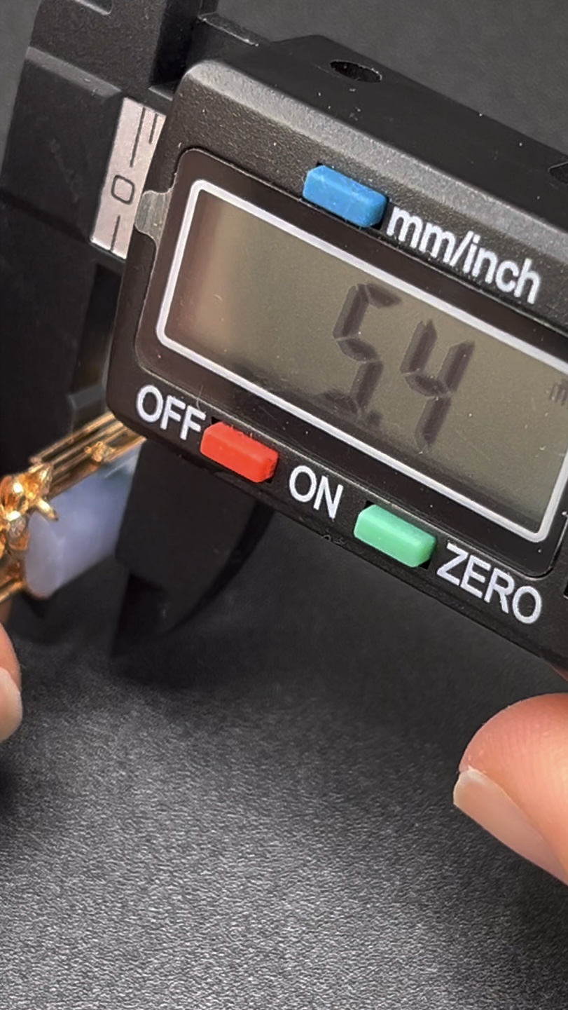 翡翠竹節吊墜|18K黃金幾何扣 × 節節高升寓意|編號 #607 9 翡翠竹節吊墜|18K黃金幾何扣 × 節節高升寓意|編號 #607 - Image 9