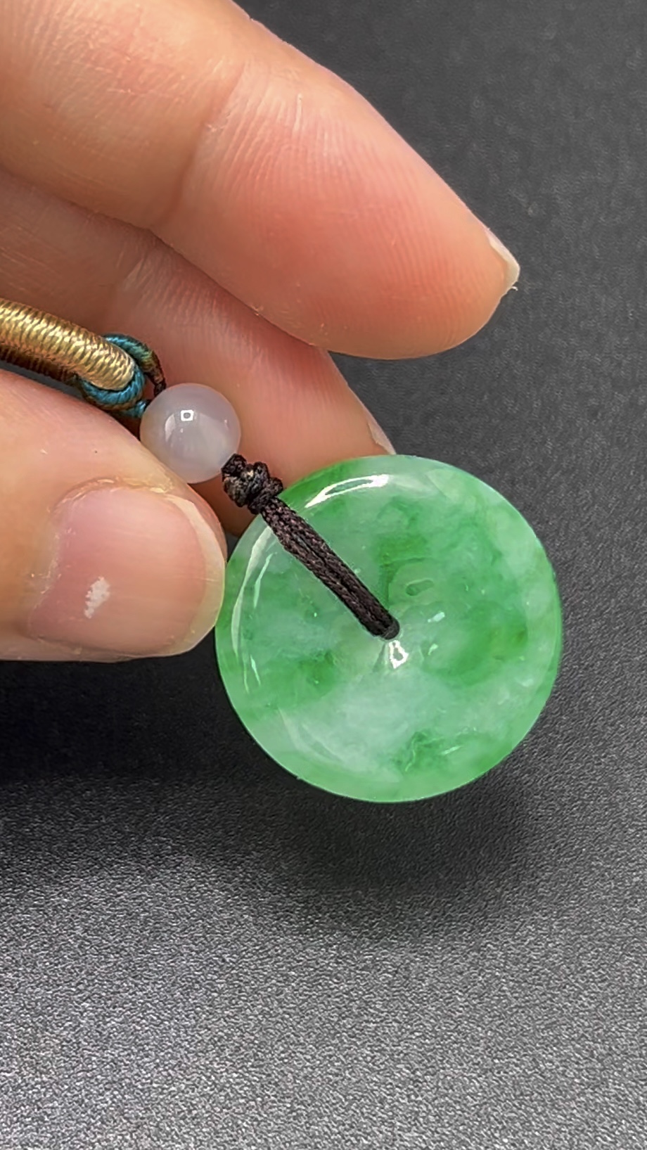 種質佳翡翠平安扣|天然綠色圓形玉飾 編號#612 吉祥守護 10 種質佳翡翠平安扣|天然綠色圓形玉飾 編號#612 吉祥守護 - Image 10