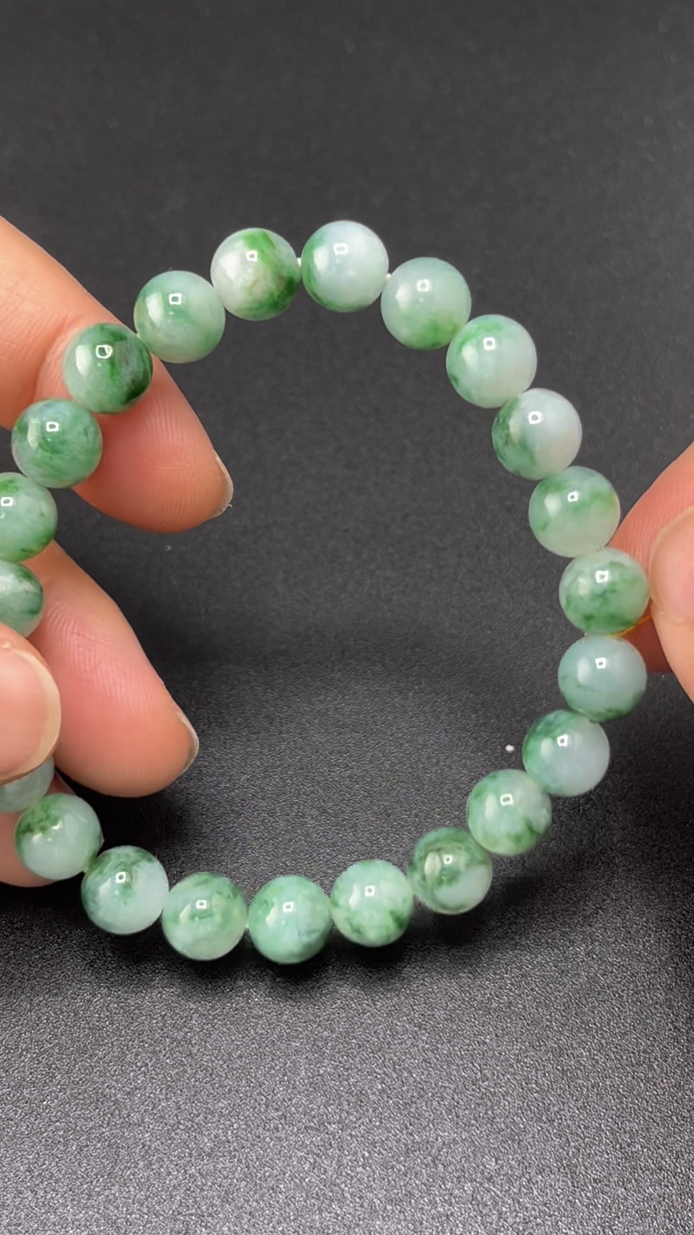 翡翠精品推薦|編號#613 綠色圓珠手串 展現女性靈性與時尚 8 翡翠精品推薦|編號#613 綠色圓珠手串 展現女性靈性與時尚 - Image 8