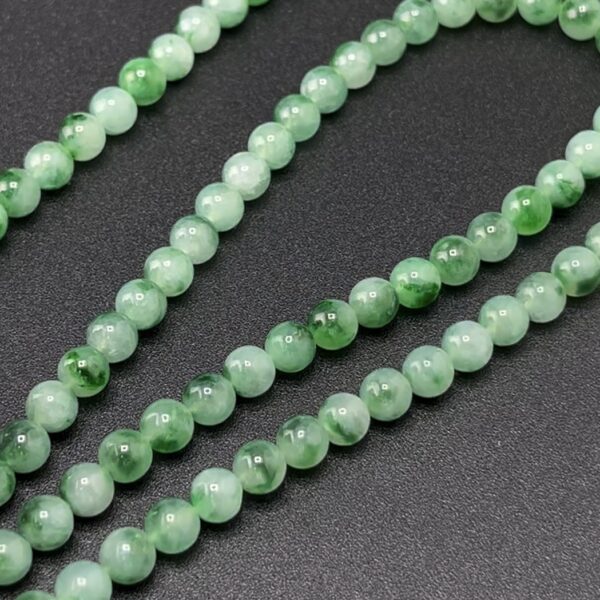 天然翡翠項鏈｜柔和綠色飄花圓珠設計 編號#615 優雅飾品推薦