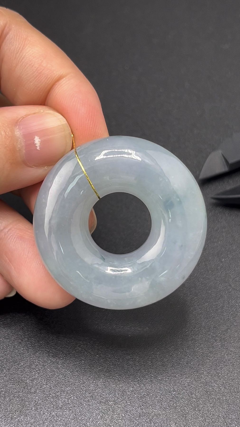 天然紫羅蘭翡翠材質,色澤高雅,質地細膩,象徵尊貴與靈性 編號#624 1 天然紫羅蘭翡翠材質,色澤高雅,質地細膩,象徵尊貴與靈性 編號#624