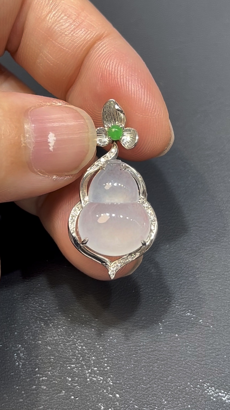 翡翠葫蘆造型|白金鑲嵌設計|吉祥開運精品 編號#626 3 翡翠葫蘆造型|白金鑲嵌設計|吉祥開運精品 編號#626 - Image 3