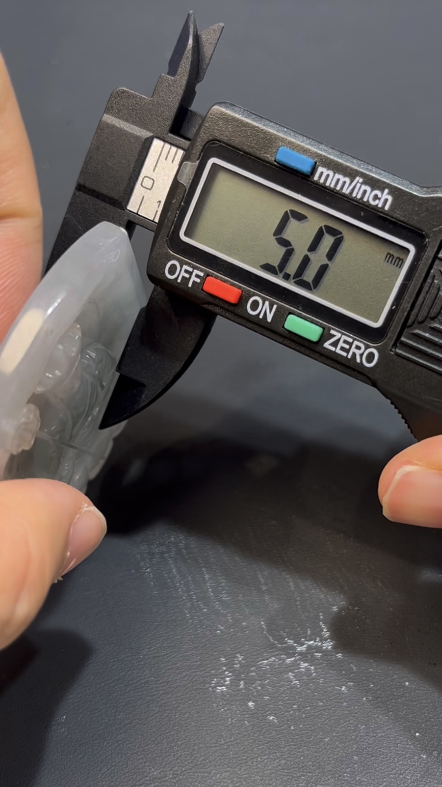 翡翠地藏菩薩吊墜 天然A貨玉雕 質地細膩 雕工精緻 佛教珠寶推薦 編號#634 7 翡翠地藏菩薩吊墜 天然A貨玉雕 質地細膩 雕工精緻 佛教珠寶推薦 編號#634 - Image 7