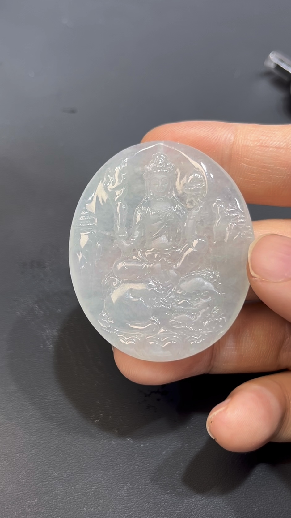 翡翠文殊菩薩吊墜 天然A貨玉雕 質地細膩 雕工精緻 佛教珠寶推薦 編號#635 2 翡翠文殊菩薩吊墜 天然A貨玉雕 質地細膩 雕工精緻 佛教珠寶推薦 編號#635 - Image 2